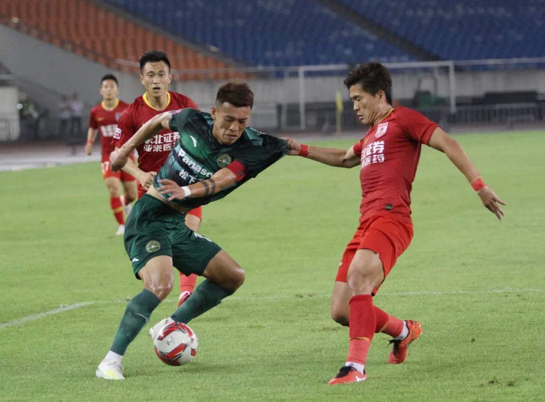 包含浙江绿城实力击败对手,继续向前冲的词条 包含浙江绿城实力击败对手,继续向前冲的词条