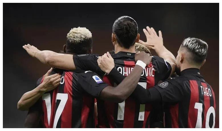 关于那不勒斯翻盘美国，伊布状态火热的信息