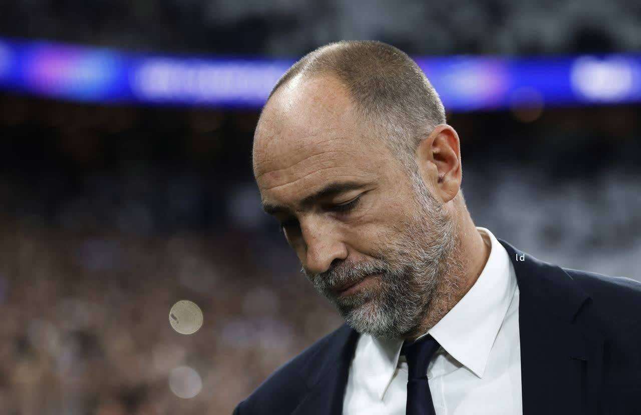 开云平台-尤文强势领先，球星发挥出色，继续保持领先