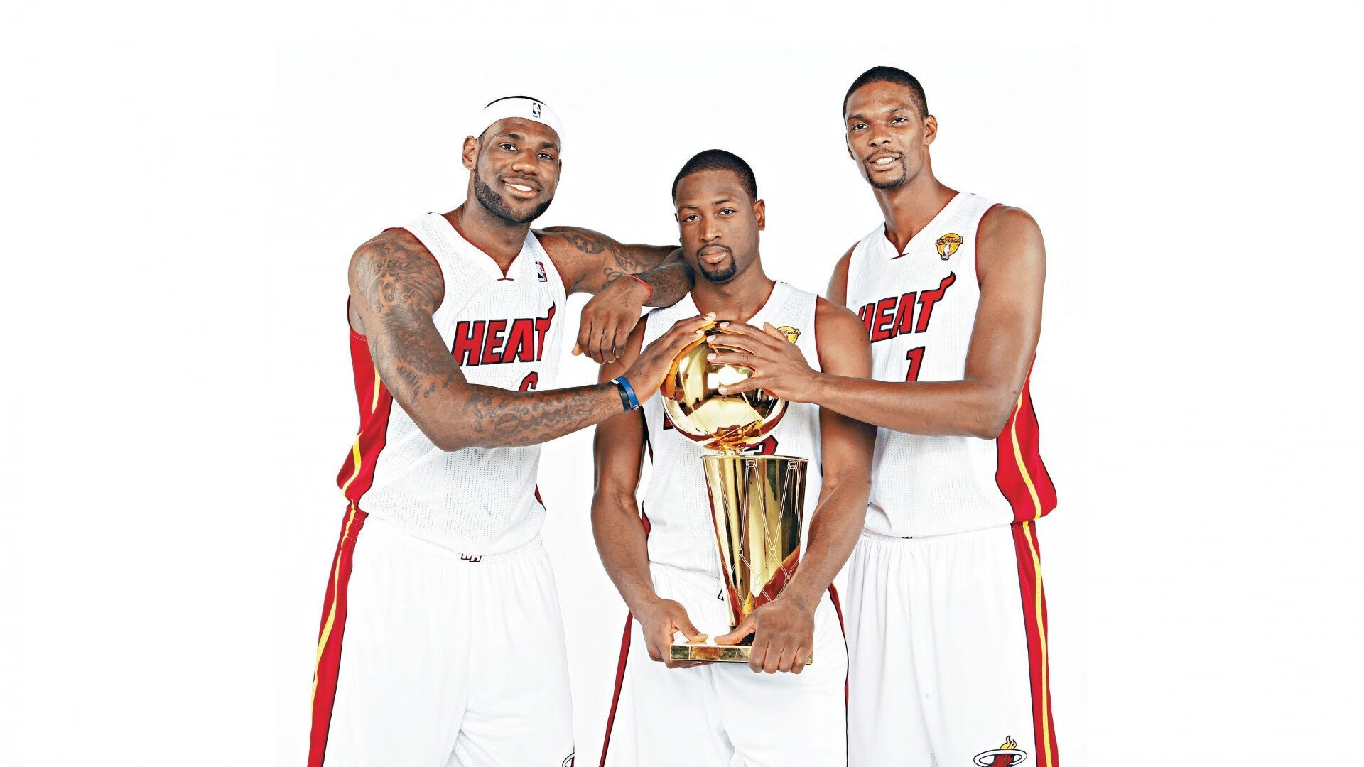 挪威极夜惊雷,拜仁绝境突围,维尼修斯定义大场面