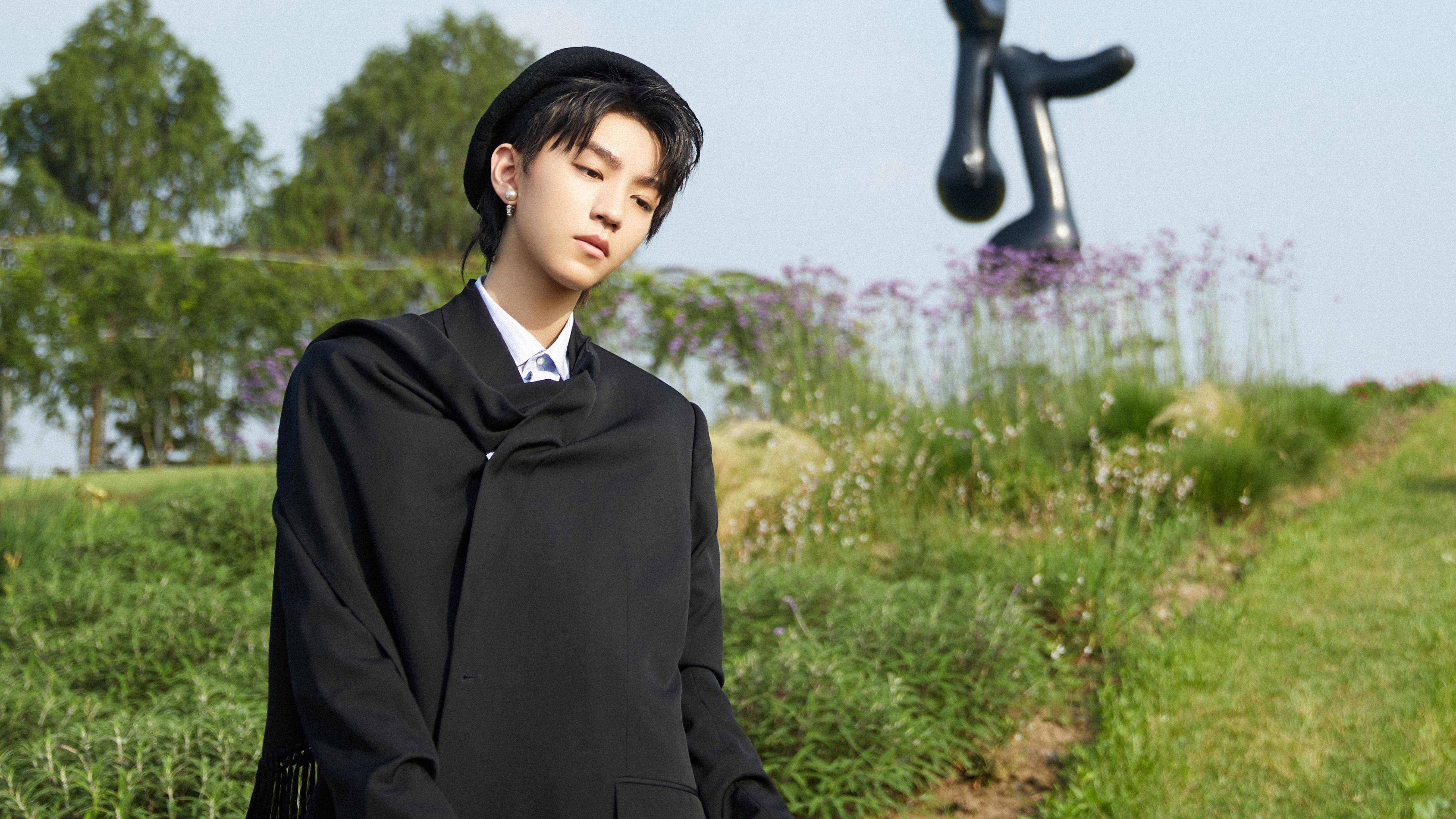 从阴影到聚光灯，佩德里的一脚，踢碎了质疑与传承的边界