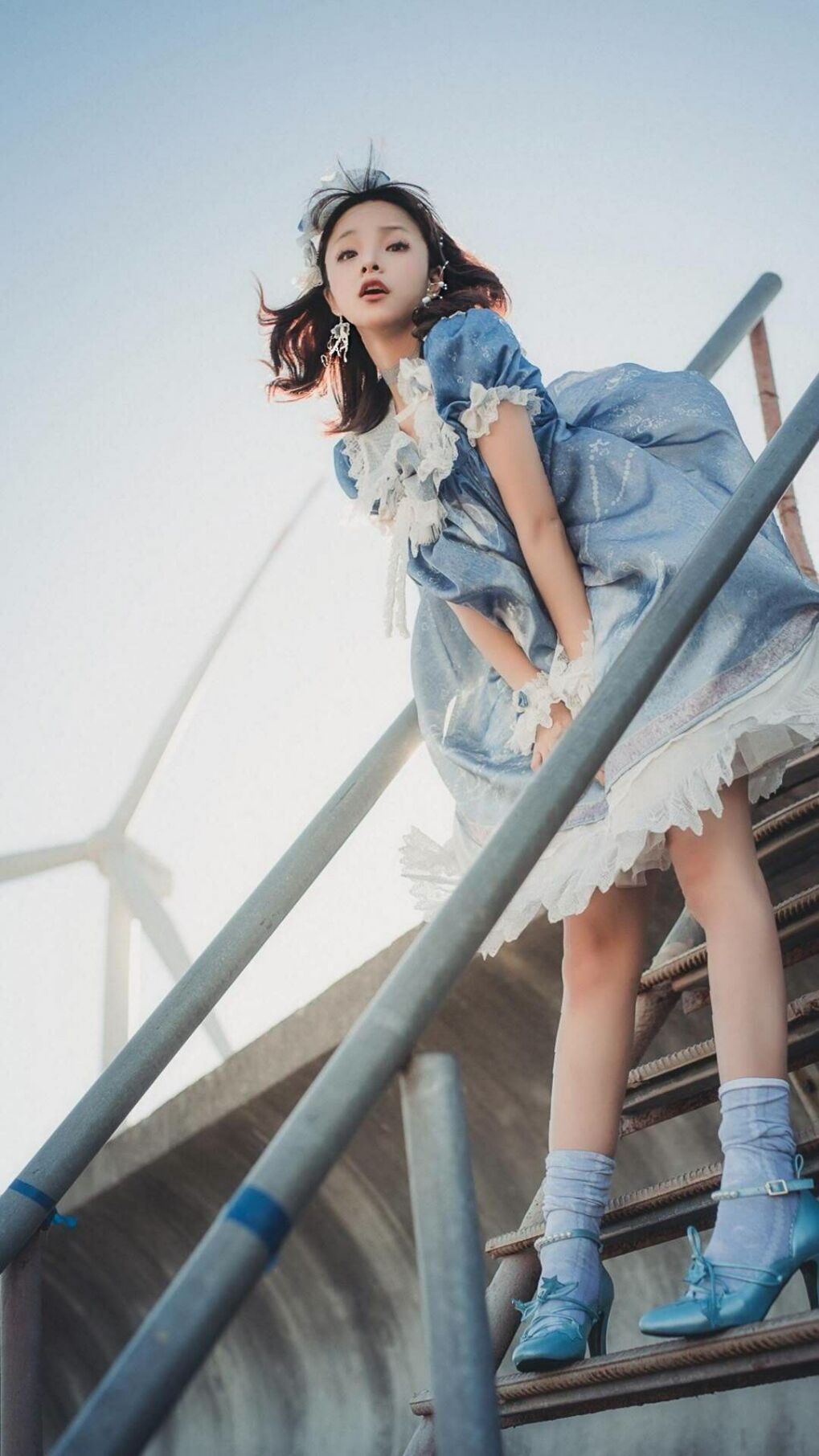 开云平台-奥亚尔萨瓦尔头顶脚踢导演逆转，喀麦隆非洲雄狮怒吼晋级卡塔尔