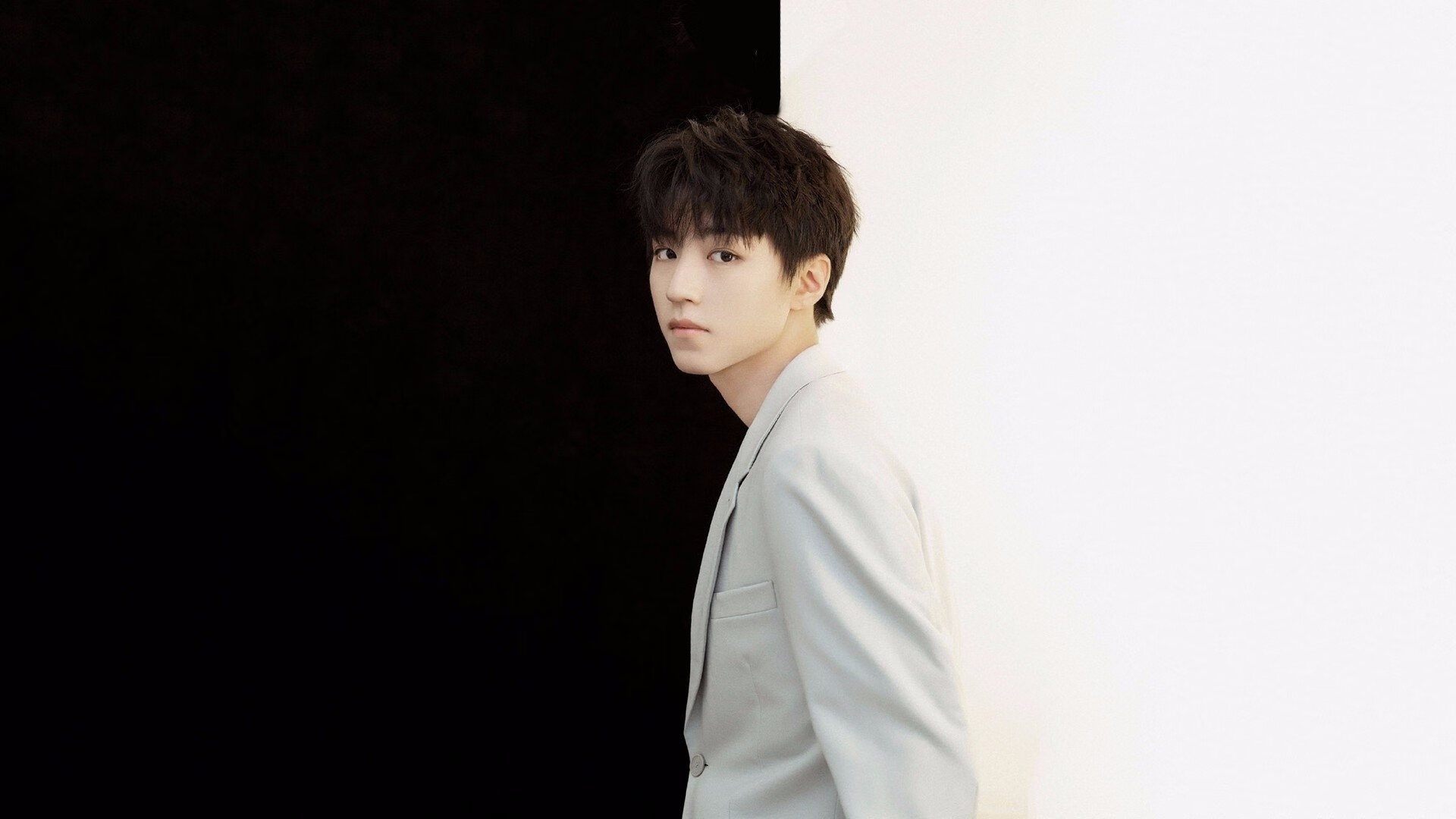 开云APP-生死战中的绿色火焰，杰伦·格林接管西决，热火逆转灰熊晋级总决赛